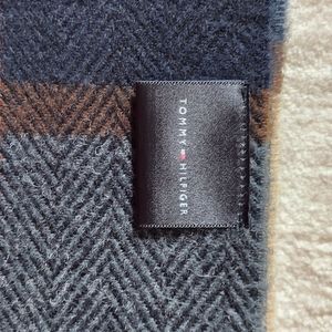 Men's Tommy Hilfiger scarf